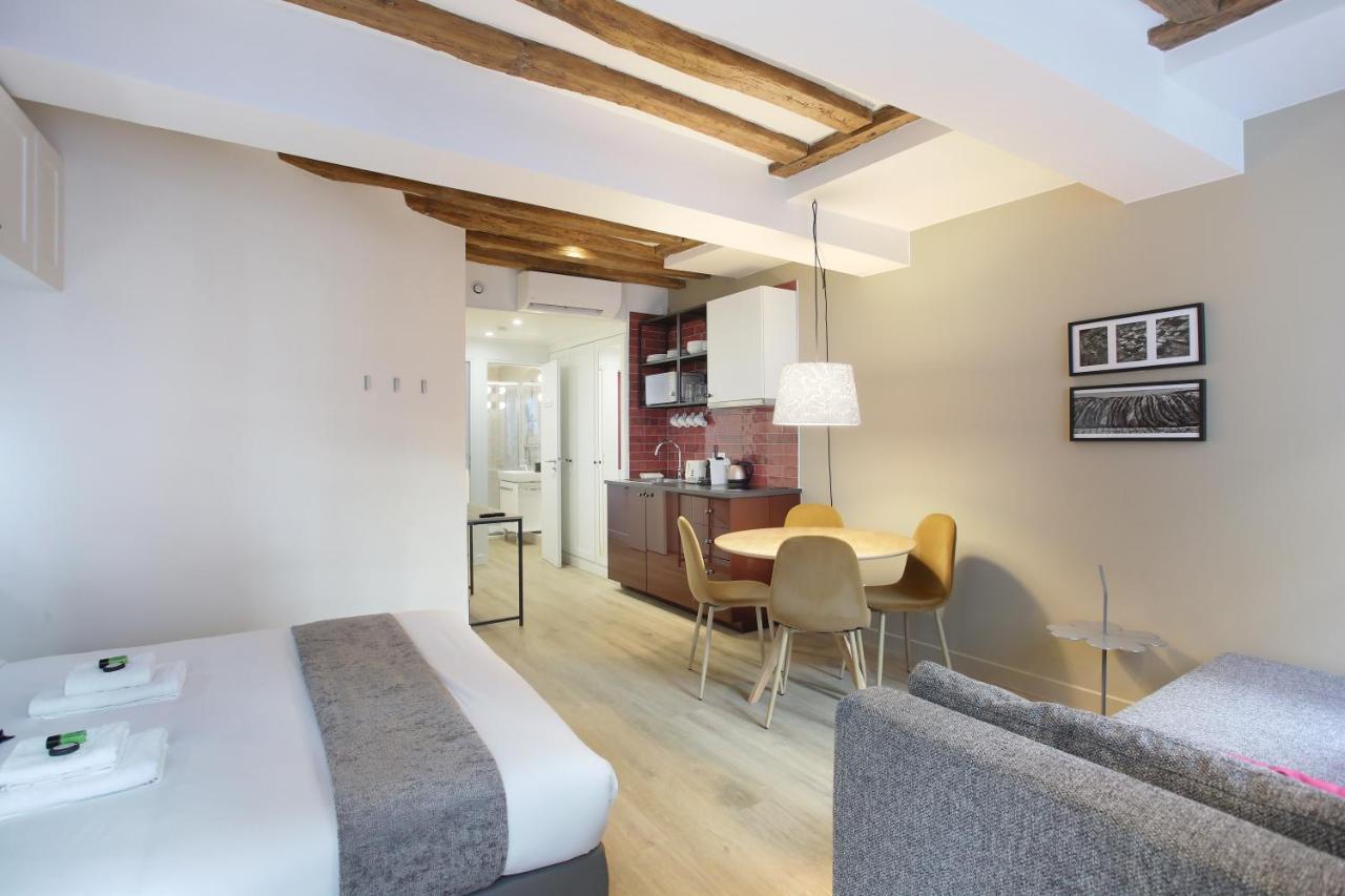 Rent A Room - Aparts Cadet Paris Exteriör bild